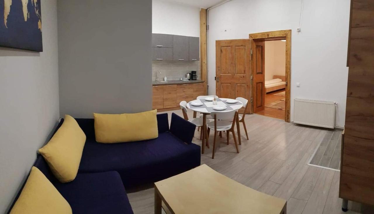 Fabini Apartments Mediaş Εξωτερικό φωτογραφία